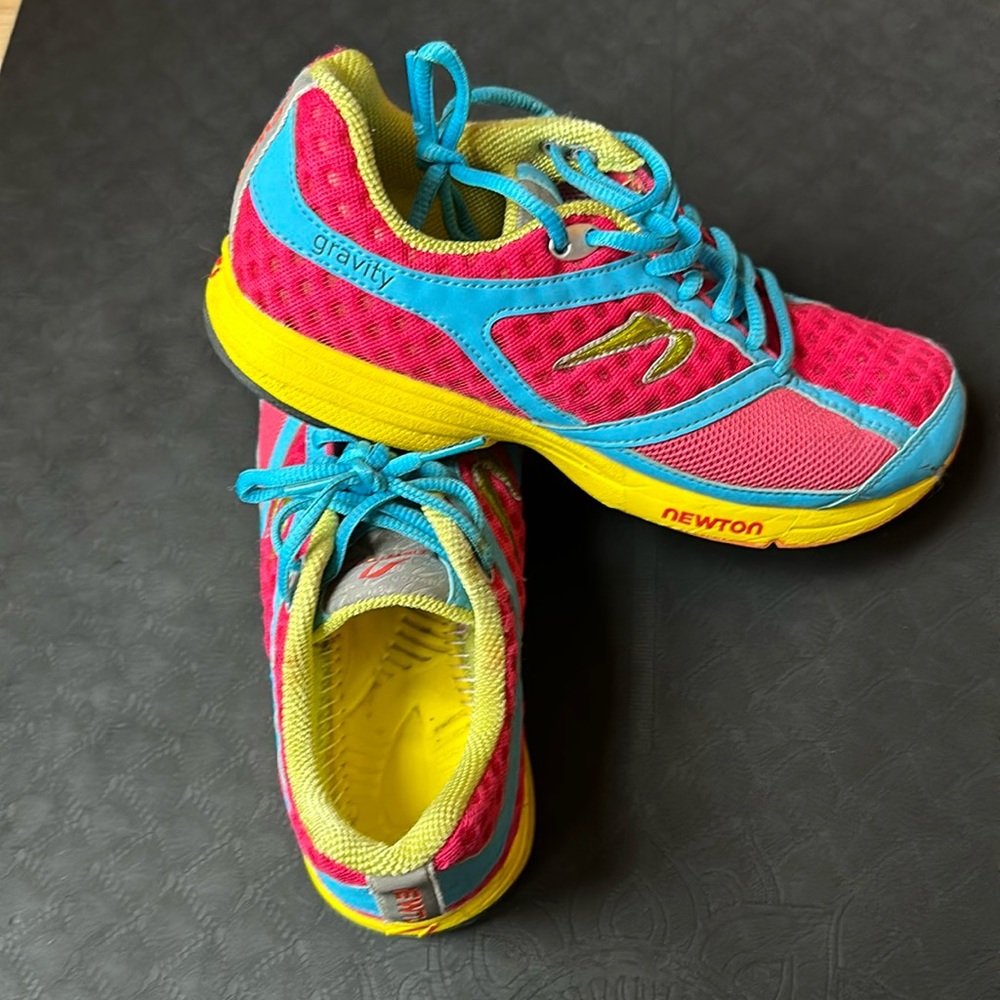 Newton Gravity Shoes Sz. 7.5